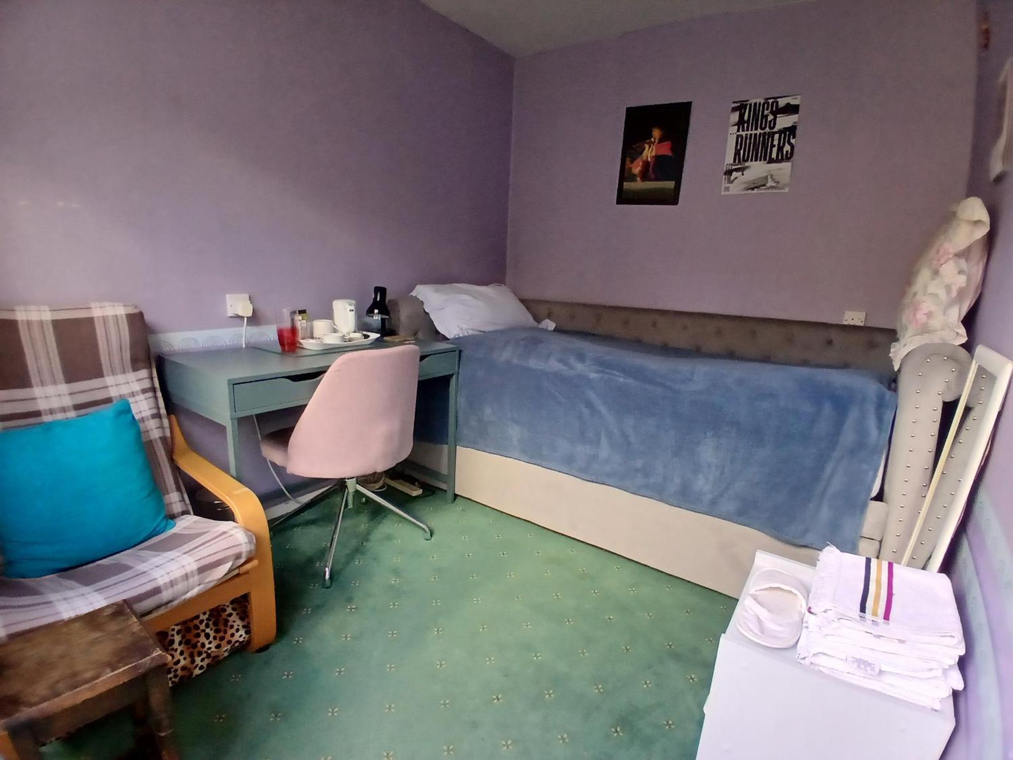 Cosy Single Room Only For Ladies In Tower Bridge Лондон Экстерьер фото